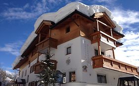 Pension Mirandola